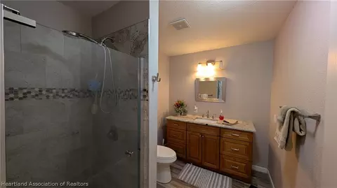 Bath - 4232 Trails End Rd, Lorida, FL 33857 photo 4 of 4
