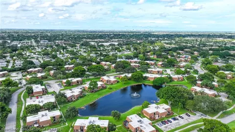 View/Area - 2021 20th Ln, Greenacres, FL 33463 photo 6 of 7