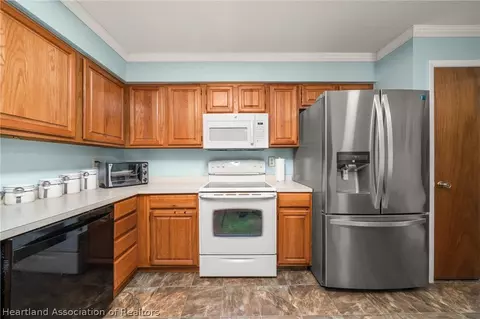 Kitchen - 5325 Lime Rd, Sebring, FL 33875 photo 3 of 4