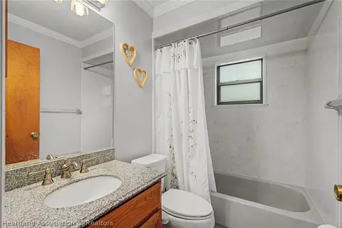 Bath - 5325 Lime Rd, Sebring, FL 33875 photo 5 of 6