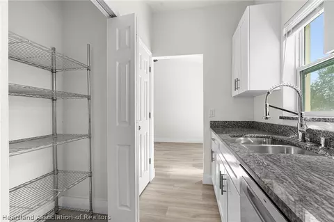 Kitchen - 4309 Lafayette Ave, Sebring, FL 33875 photo 2 of 2