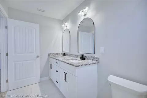 Bath - 6607 Burkett Ave, Sebring, FL 33875 photo 2 of 3