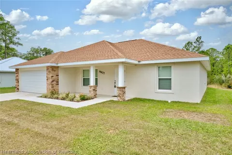 Exterior - 6607 Burkett Ave, Sebring, FL 33875 photo 2 of 4