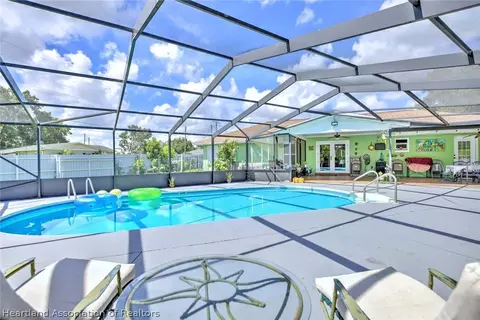 Exterior - 906 Corvette Ave, Sebring, FL 33872 photo 3 of 6