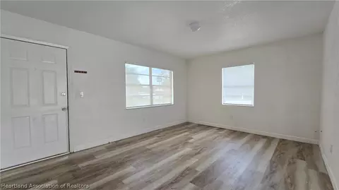Living - 4331 Hudson Blvd, Sebring, FL 33870 photo 2 of 2