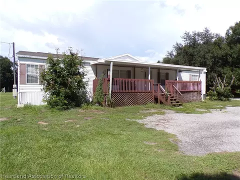 2108 Gardner Dr, Lorida, FL 33857 photo 2