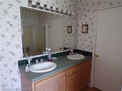 2108 Gardner Dr, Lorida, FL 33857 photo 17