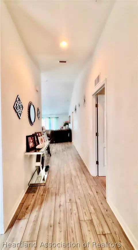 Entry Way - 4879 San Ignacio Dr, Sebring, FL 33872 photo 1 of 3