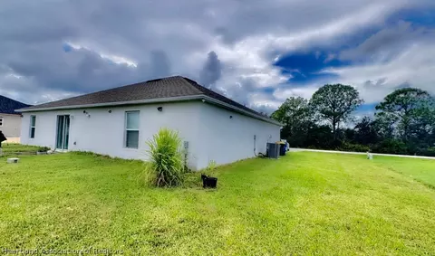 Exterior - 4879 San Ignacio Dr, Sebring, FL 33872 photo 2 of 3