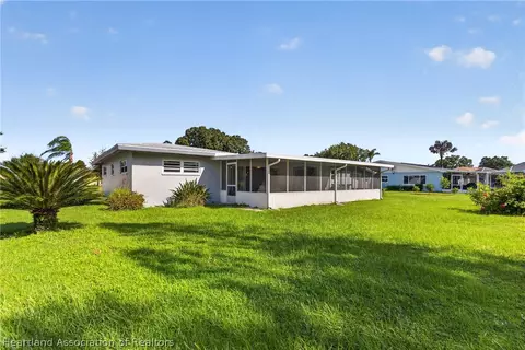 Exterior - 765 Golfside Ln, Sebring, FL 33870 photo 2 of 11