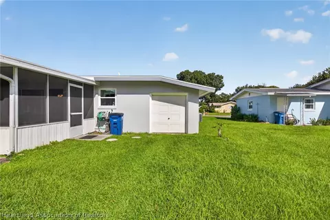 Exterior - 765 Golfside Ln, Sebring, FL 33870 photo 5 of 11