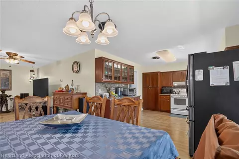 Dining - 765 Golfside Ln, Sebring, FL 33870 photo 4 of 4