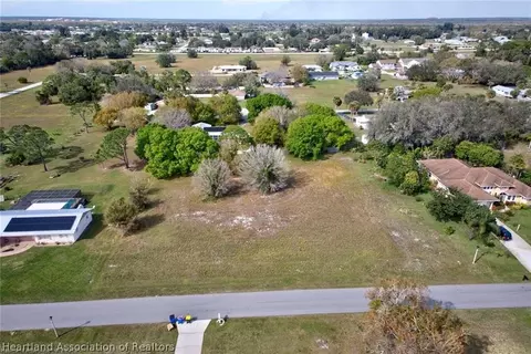 6301 Edgewater Ter, Sebring, FL 33876 photo 4
