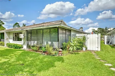 Exterior - 4007 Golfview Rd, Sebring, FL 33875 photo 10 of 12