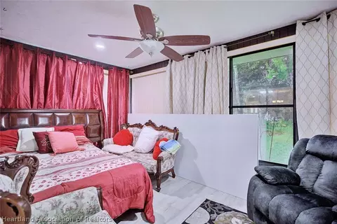 Bedroom - 4007 Golfview Rd, Sebring, FL 33875 photo 7 of 7