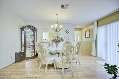Dining - 4007 Golfview Rd, Sebring, FL 33875 photo 2 of 3