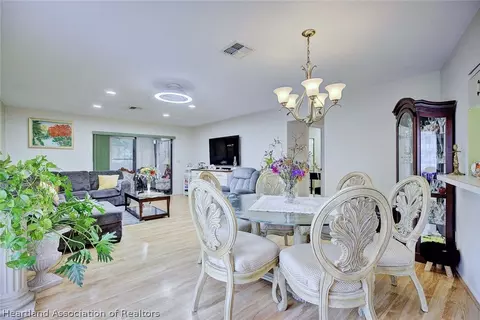 Dining - 4007 Golfview Rd, Sebring, FL 33875 photo 1 of 3