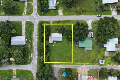 1615 SW Ninth St, Okeechobee, FL 34974 photo 3