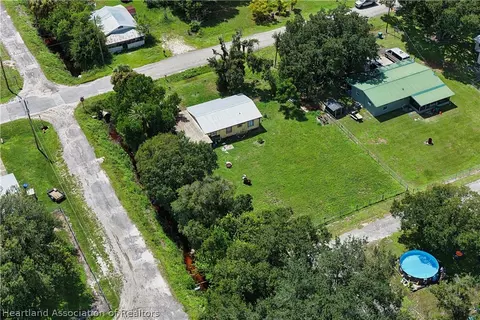 1615 SW Ninth St, Okeechobee, FL 34974 photo 7