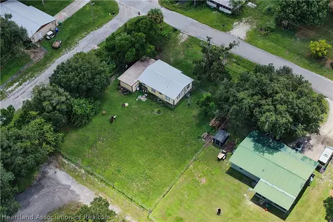 1615 SW Ninth St, Okeechobee, FL 34974 photo 4