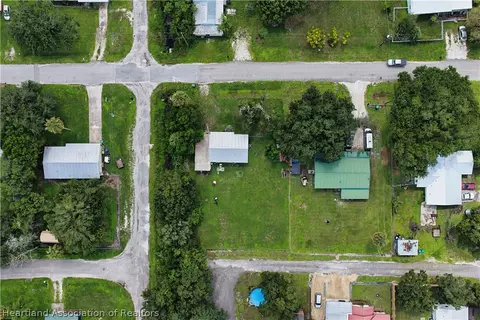 1615 SW Ninth St, Okeechobee, FL 34974 photo 5