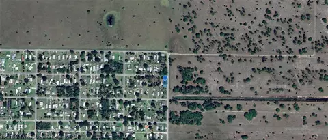 323 Jordan Ter, Okeechobee, FL 34974 photo 2