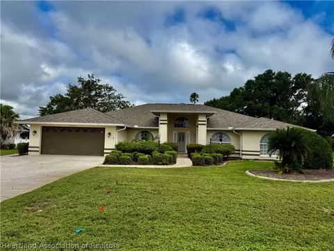 1906 Sunrise Dr, Sebring, FL 33872