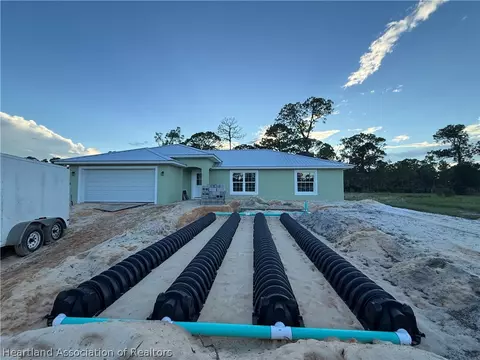 5815 Golden Rd, Sebring, FL 33875