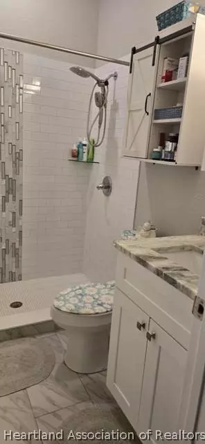 Bath - 607 Porsche Ave, Sebring, FL 33872 photo 3 of 3