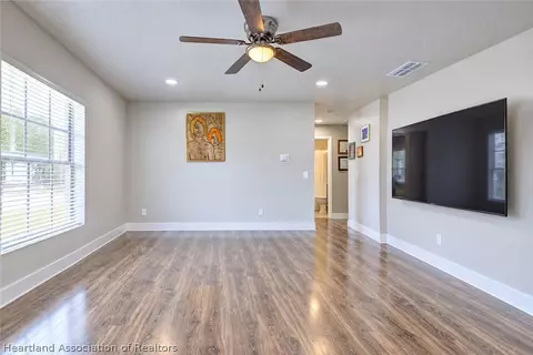 Living - 5201 Shad Dr, Sebring, FL 33870 photo 3 of 4