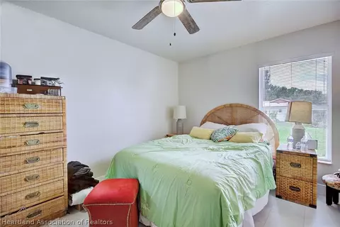 Bedroom - 5201 Shad Dr, Sebring, FL 33870 photo 4 of 5