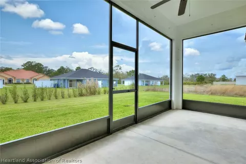 Exterior - 6910 San Bruno Dr, Sebring, FL 33872 photo 2 of 3