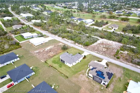View/Area - 6910 San Bruno Dr, Sebring, FL 33872 photo 4 of 5