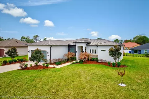 Exterior - 6910 San Bruno Dr, Sebring, FL 33872 photo 1 of 3