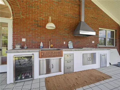Kitchen - 708 E Main St, Wauchula, FL 33873 photo 1 of 7