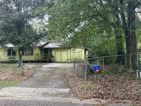 116 SE 49th Dr, Gainesville, FL 32641