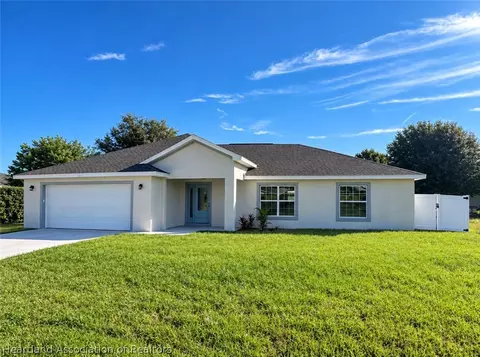 4740 Whiting Dr, Sebring, FL 33870