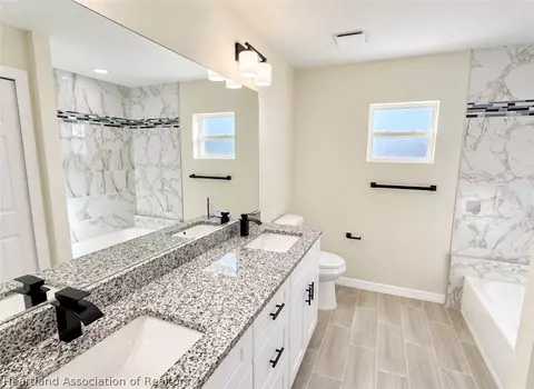 Bath - 4740 Whiting Dr, Sebring, FL 33870 photo 4 of 5