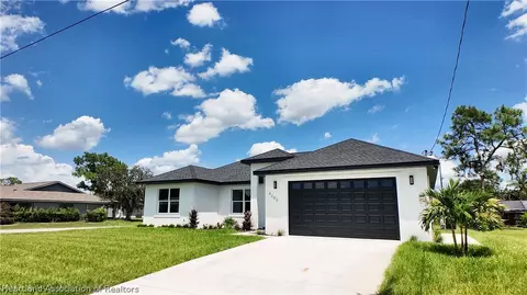 Exterior - 4200 Leaf Rd, Sebring, FL 33875 photo 2 of 5