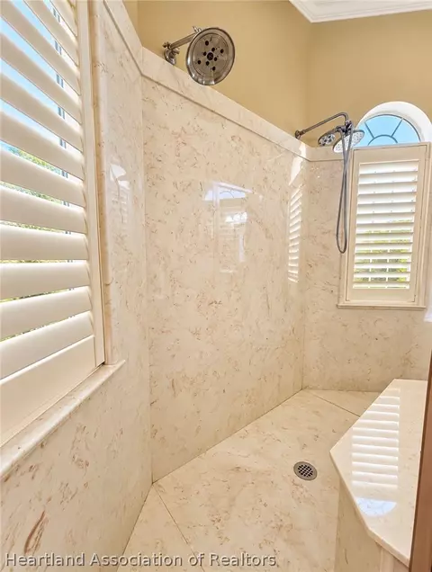 Bath - 3029 Cedora Ter, Sebring, FL 33870 photo 2 of 3
