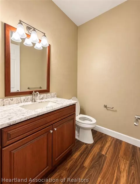 Bath - 3029 Cedora Ter, Sebring, FL 33870 photo 3 of 3