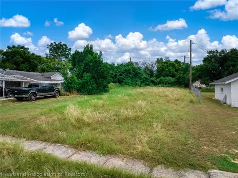 345 Matlo Ave, Sebring, FL 33870 photo 4