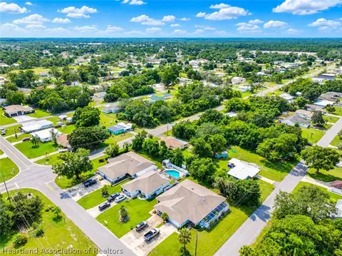 View/Area - 4009 Golfview Rd, Sebring, FL 33875 photo 3 of 4