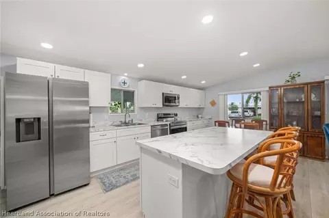 2024 E Robin Ave, Sebring, FL 33870 photo 11