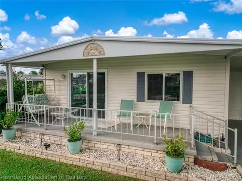 2024 E Robin Ave, Sebring, FL 33870 photo 2