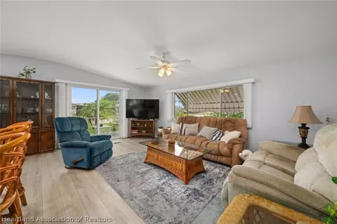 2024 E Robin Ave, Sebring, FL 33870 photo 4