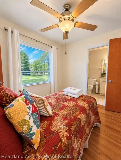 Bedroom - 2768 Duffer Rd, Sebring, FL 33872 photo 2 of 3