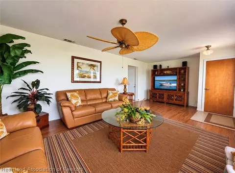 Living - 2768 Duffer Rd, Sebring, FL 33872 photo 2 of 4