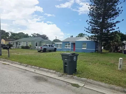1004 Nebraska Ave, Fort Pierce, FL 34950