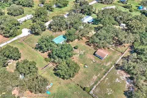 2009 Gardner Dr, Lorida, FL 33857 photo 9